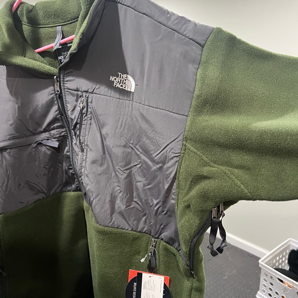 The North Face Men’s Denali Jacket - Picture 2 of 5